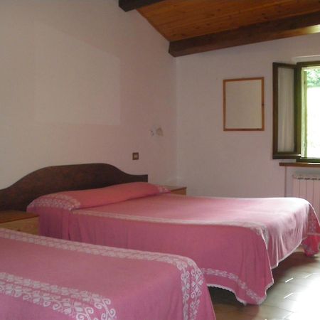 Agriturismo Orsaiola อูร์บาเนีย ภายนอก รูปภาพ